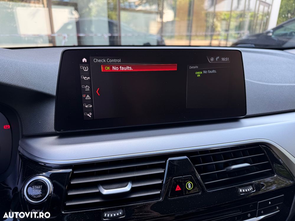 BMW Seria 5 520d xDrive Touring Aut. - 23
