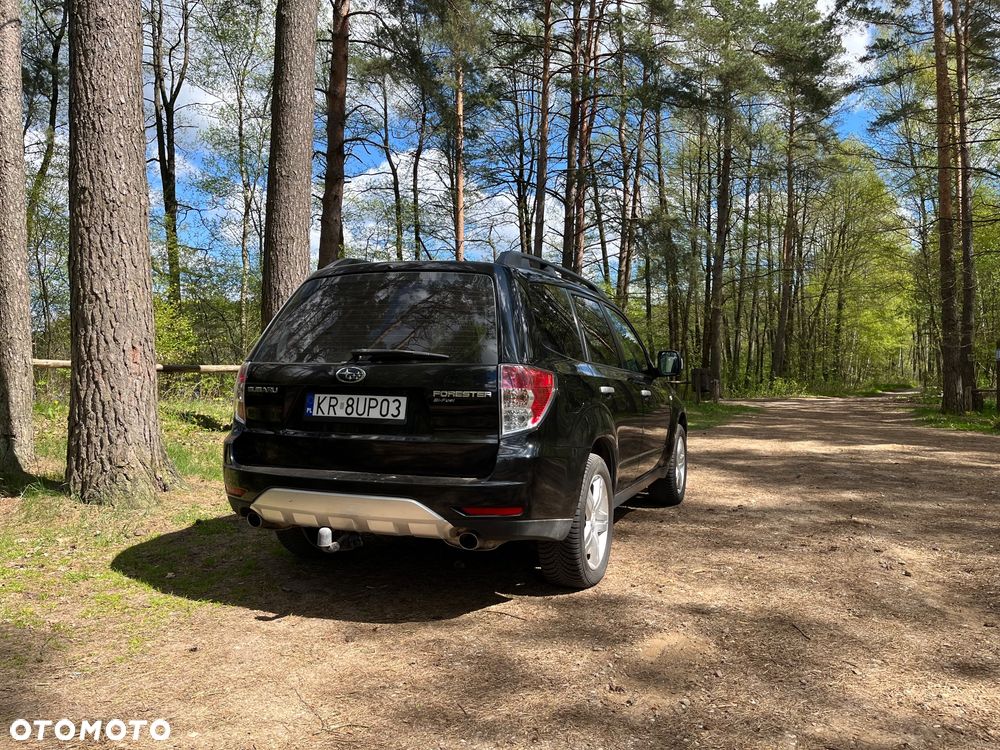 Subaru Forester 2.0 XE NAV Euro5 - 6