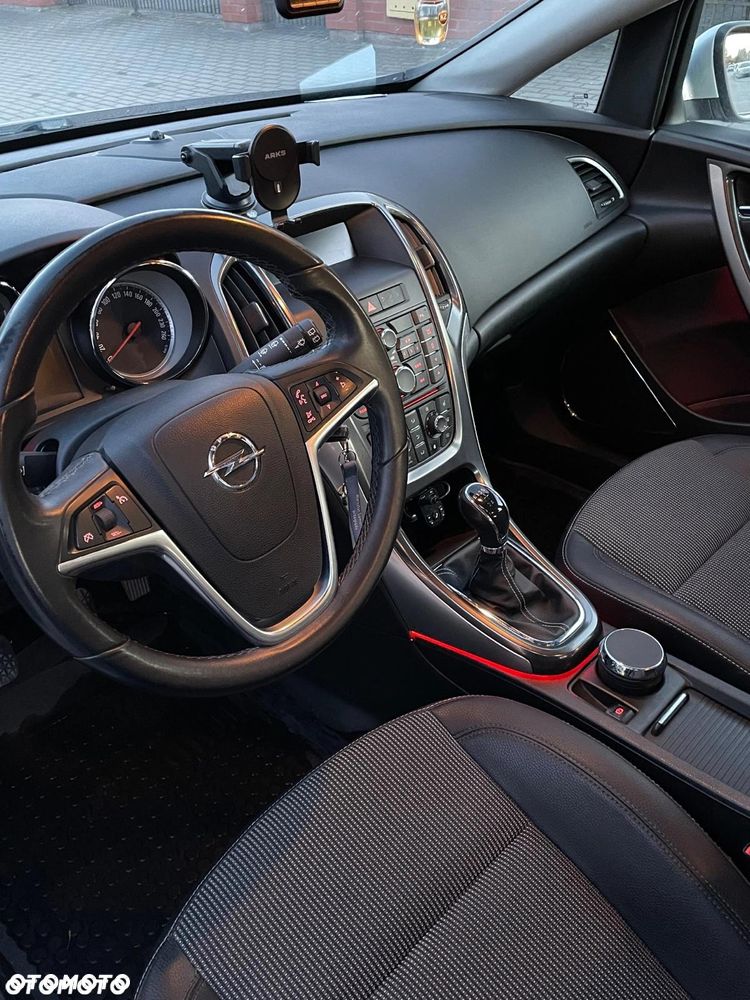 Opel Astra 1.6 Easytronic - 9