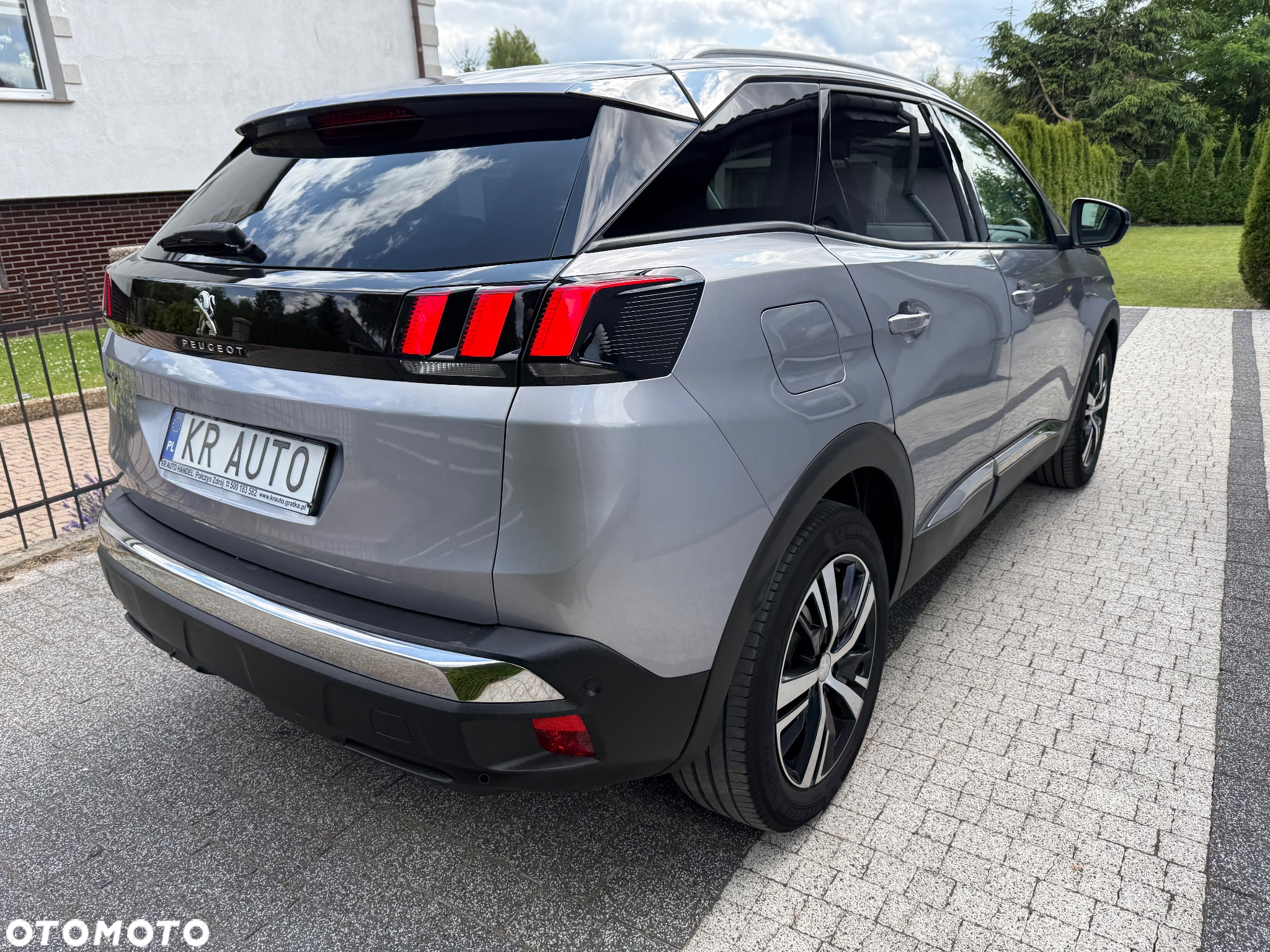 Peugeot 3008 1.2 PureTech Allure S&S EAT6 - 27