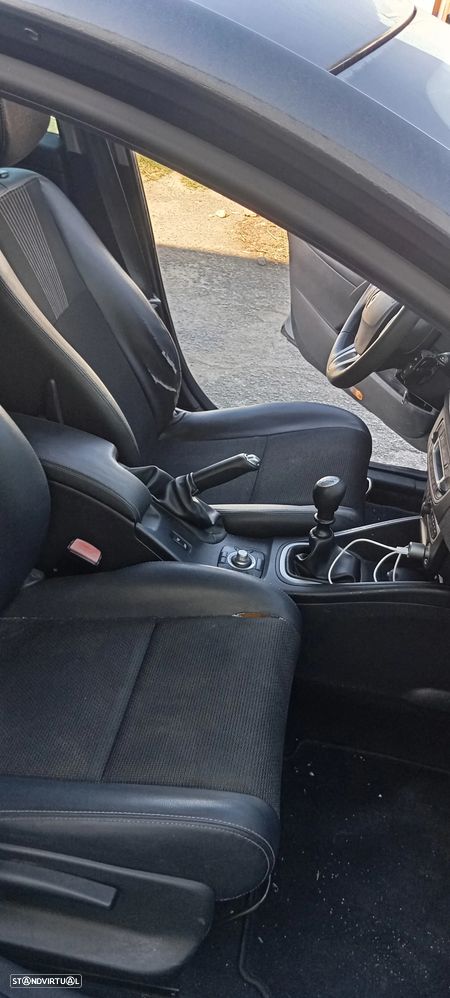 Renault Mégane 1.5 dCi Dynamique S - 7