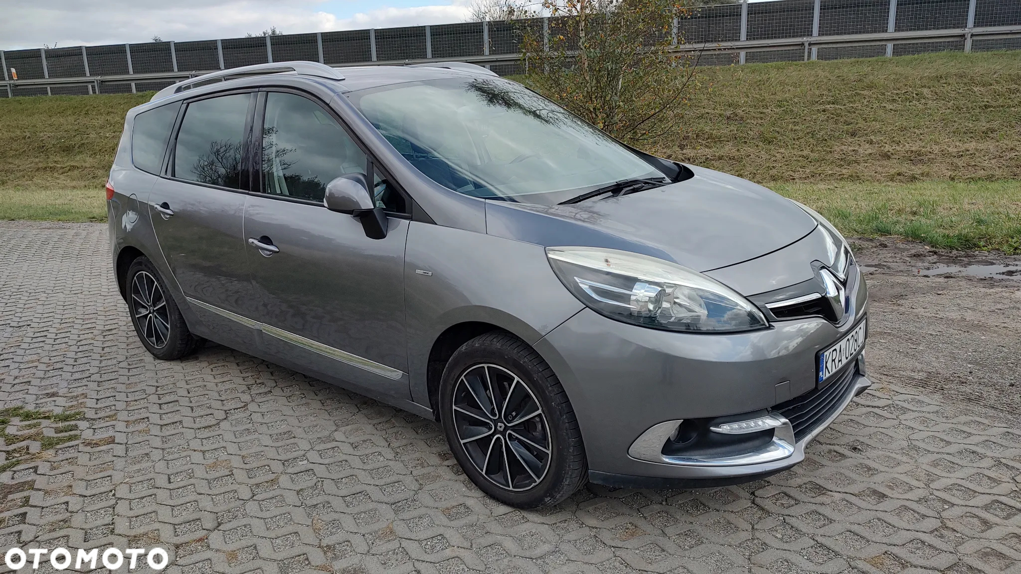 Renault Grand Scenic ENERGY dCi 110 S&S Bose Edition - 2