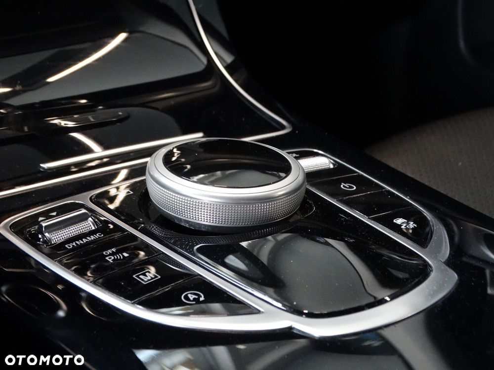 Mercedes-Benz GLC - 20