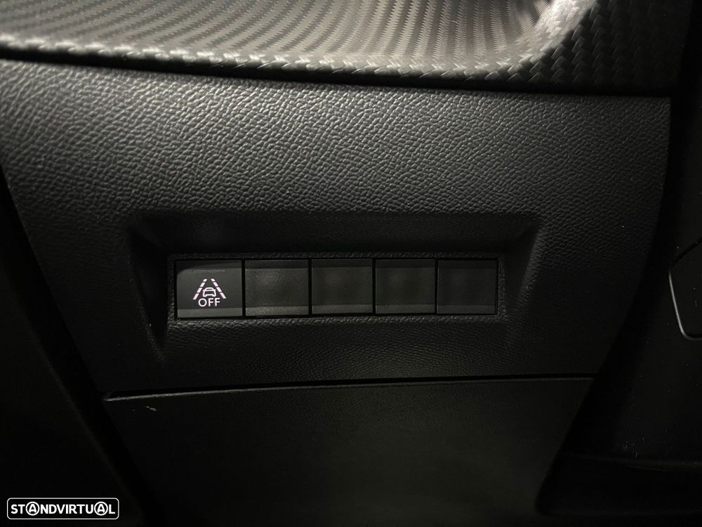 Peugeot 2008 1.2 PureTech GT Line - 39