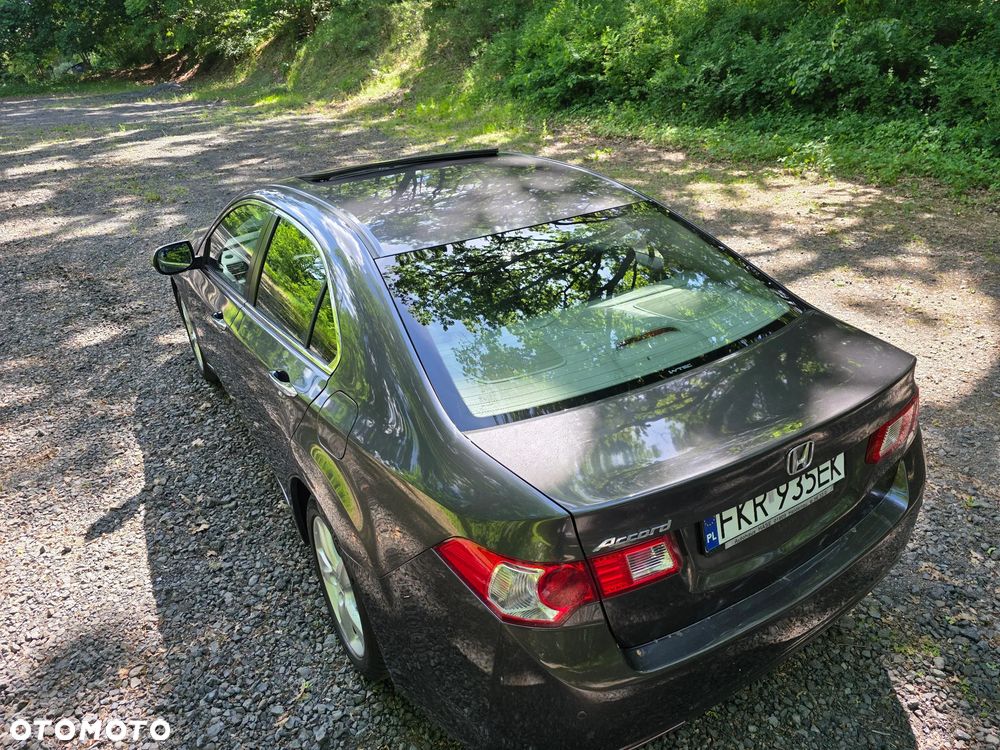 Honda Accord 2.4 Executive - 12