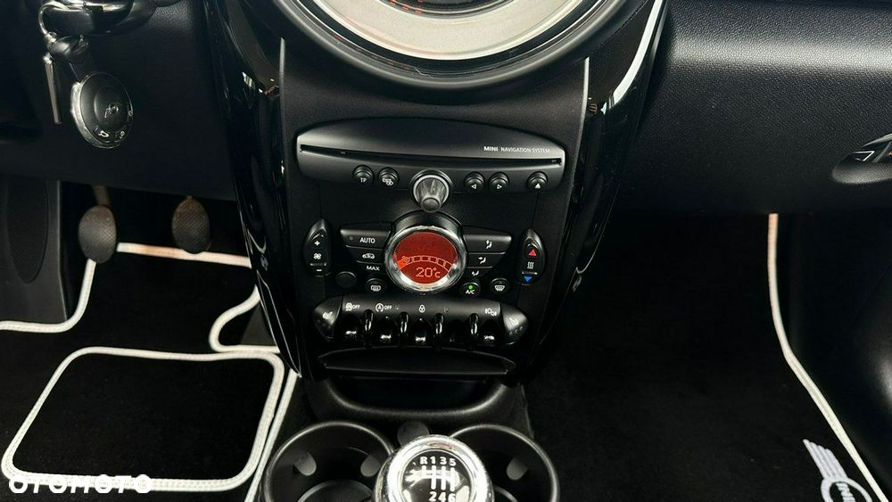 MINI Countryman - 22