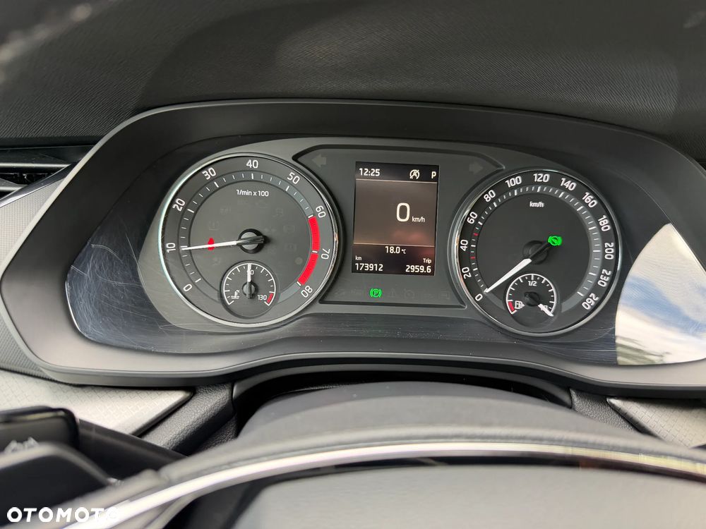 Skoda Octavia 1.5 TSI e-Tec Ambition DSG - 11
