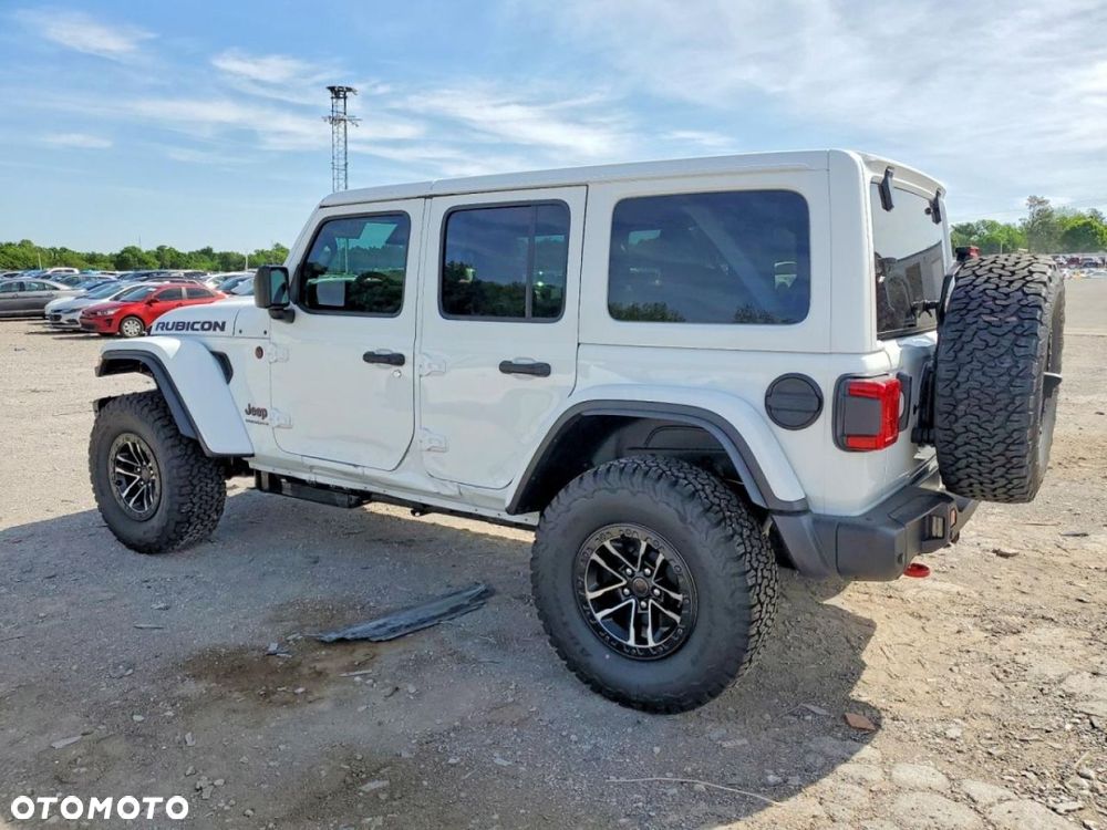 Jeep Wrangler - 2