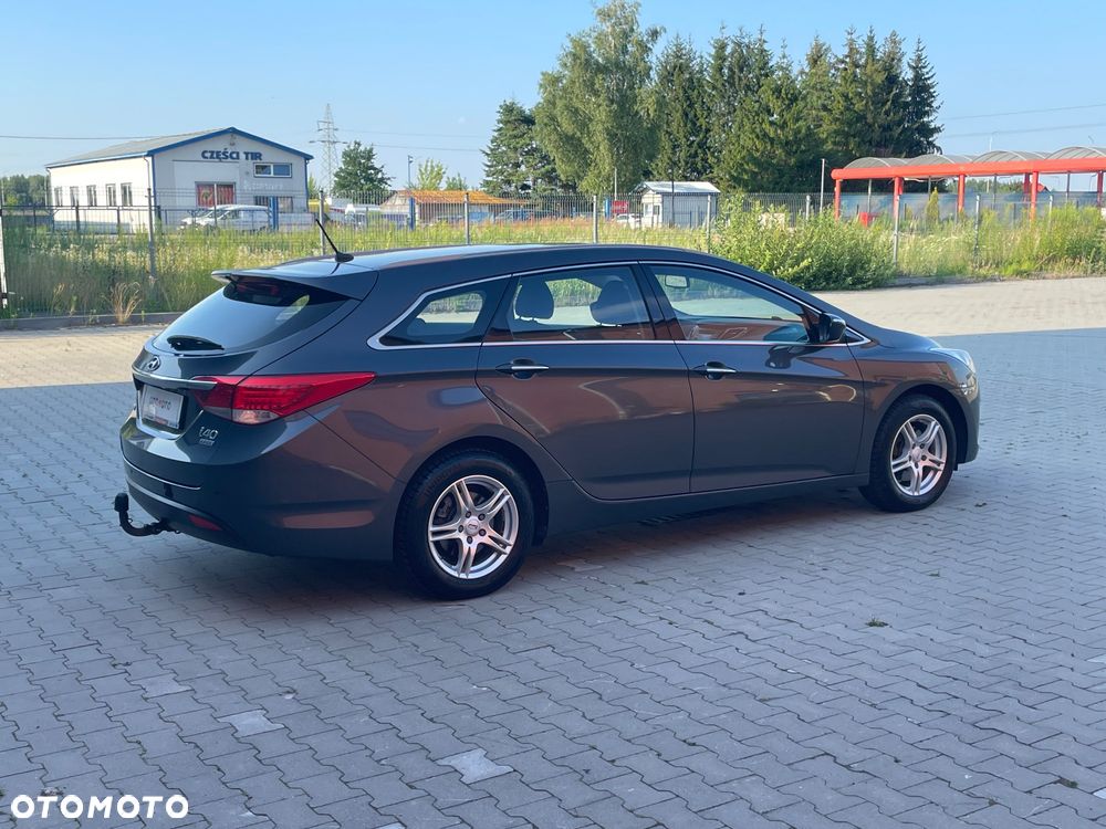Hyundai i40 1.7 CRDi Comfort + - 33