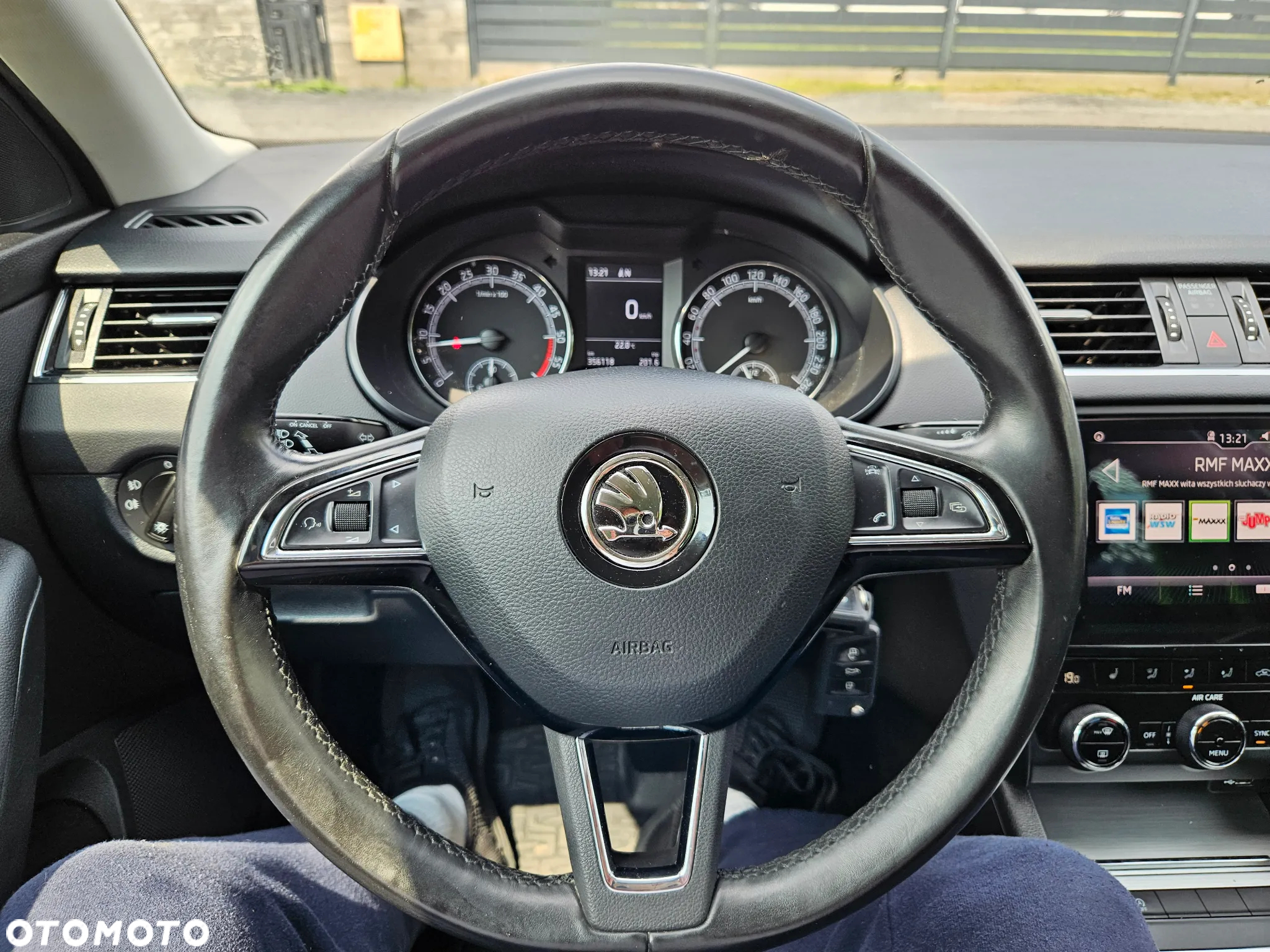 Skoda Octavia Combi 1.6 TDI Drive - 16