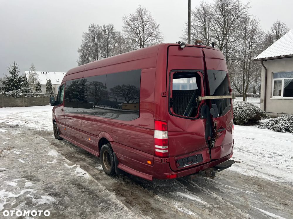 Mercedes-Benz Sprinter - 14