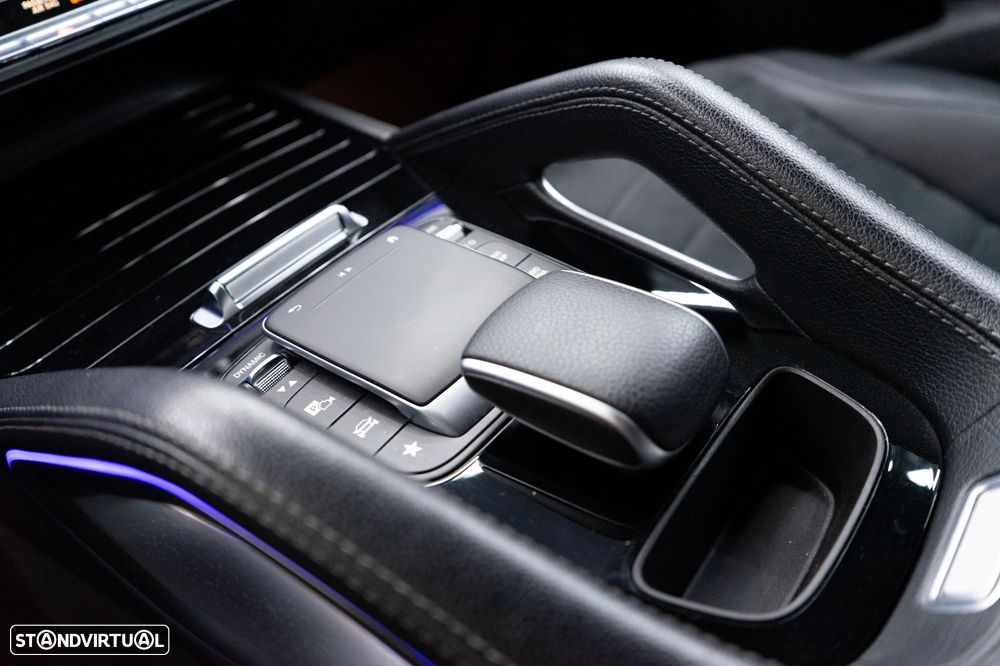 Mercedes-Benz GLE 350 de 4Matic 9G-TRONIC AMG Line - 32