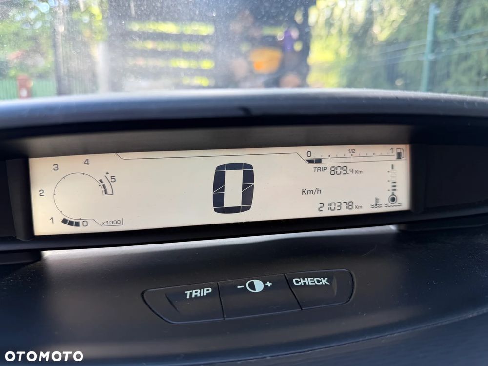 Citroën C4 1.6 HDi Equilibre - 10