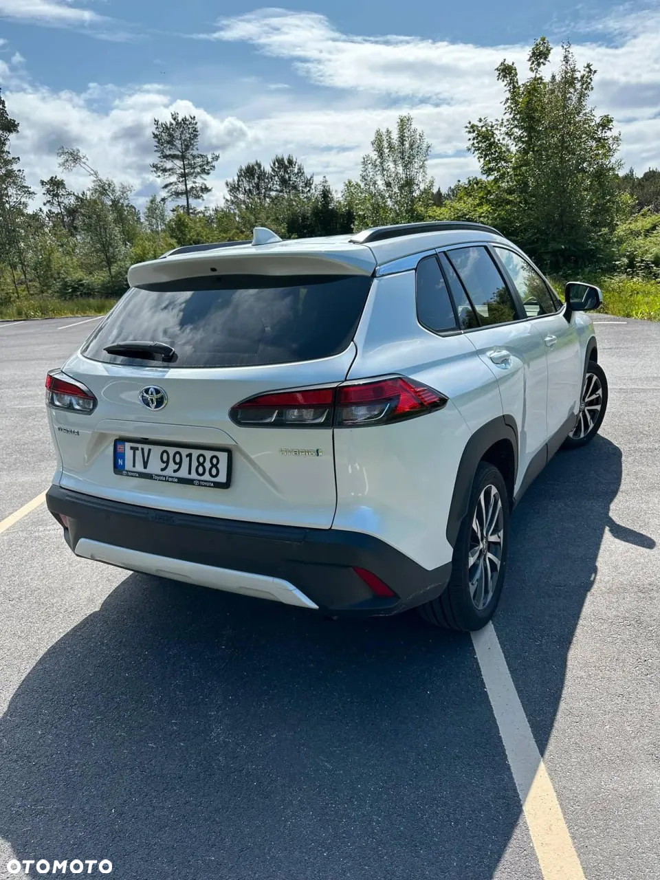 Toyota Corolla Cross 2.0 Hybrid Executive AWD - 10