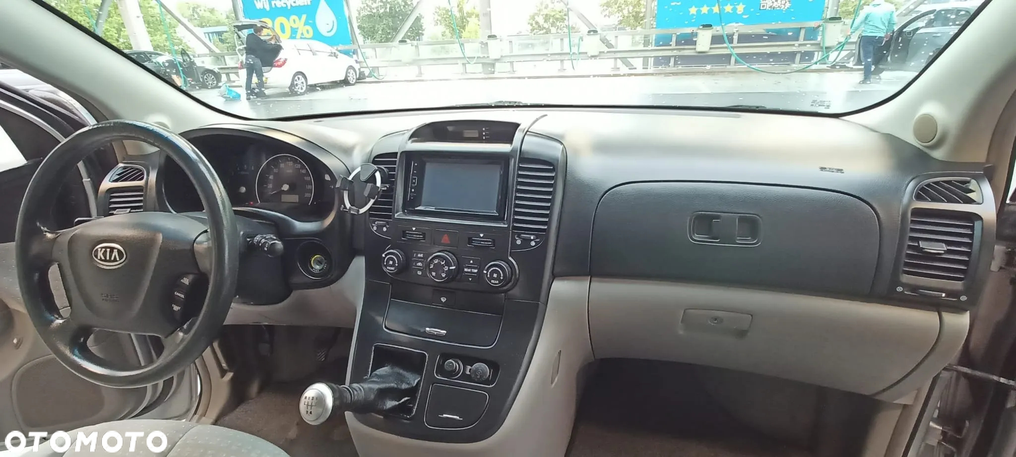 Kia Carnival 2.9 CRDi Tour - 21