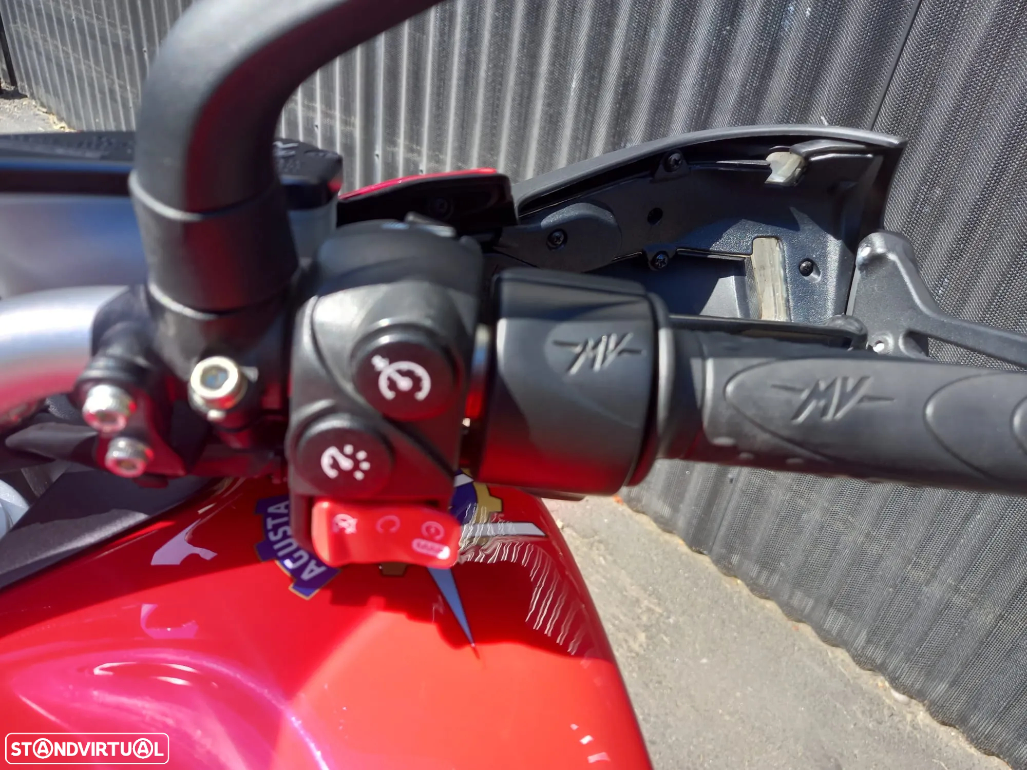 MV Agusta Turismo Veloce Rosso - 3