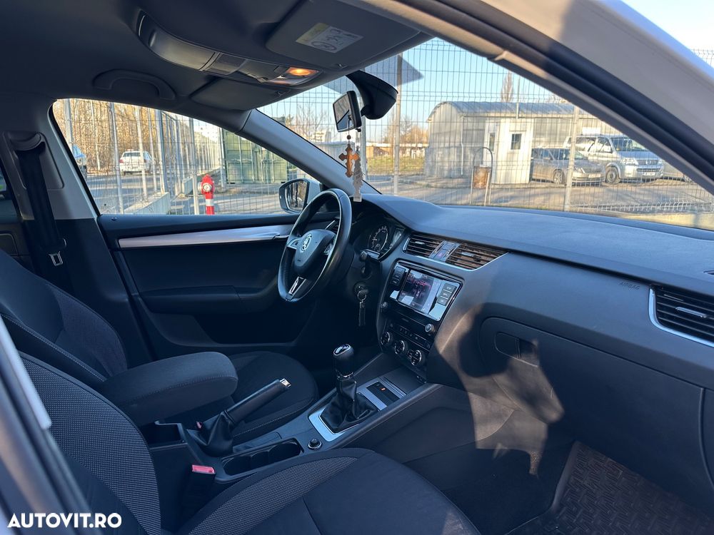 Skoda Octavia 1.6 TDI Ambition - 9