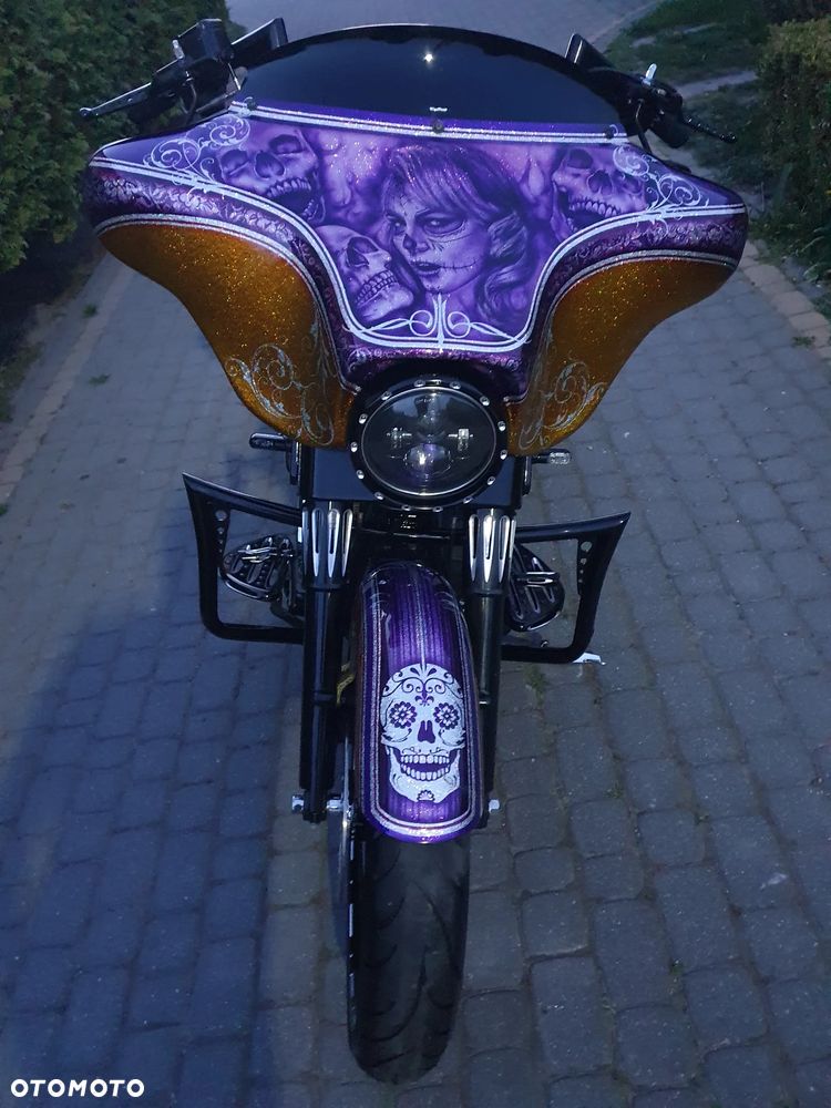 Harley-Davidson FLHTCU Ultra - 24