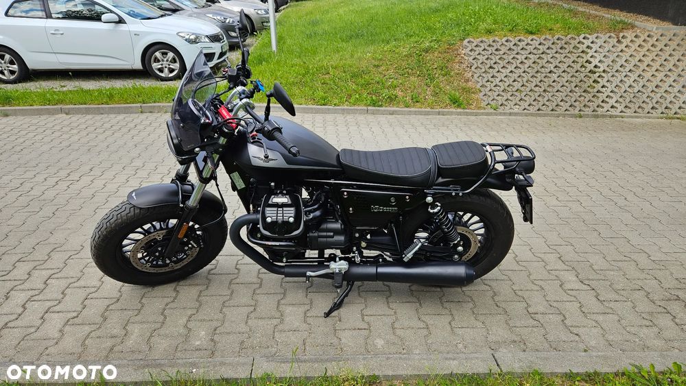 Moto Guzzi V9 - 8