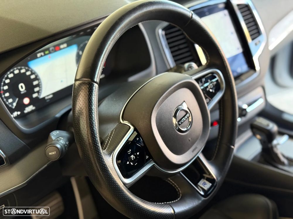 Volvo XC 90 2.0 D4 R-Design - 26