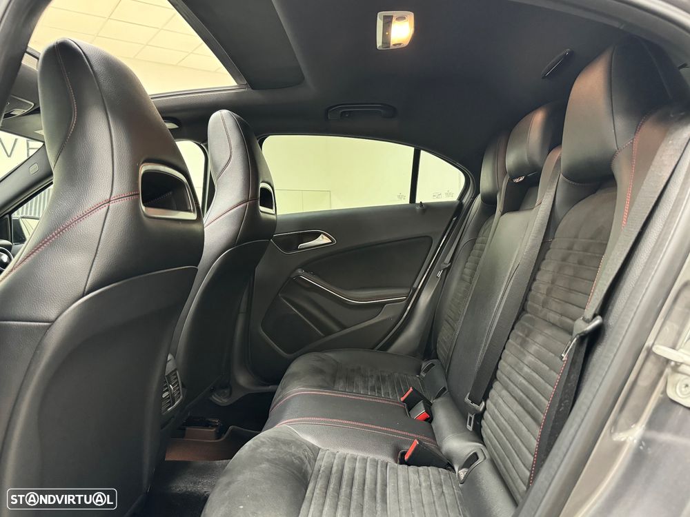 Mercedes-Benz A 180 CDI (BlueEFFICIENCY) AMG Sport - 29