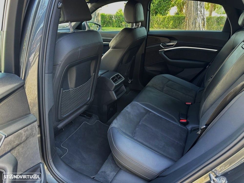 Audi e-tron Sportback 55 quattro S line - 42