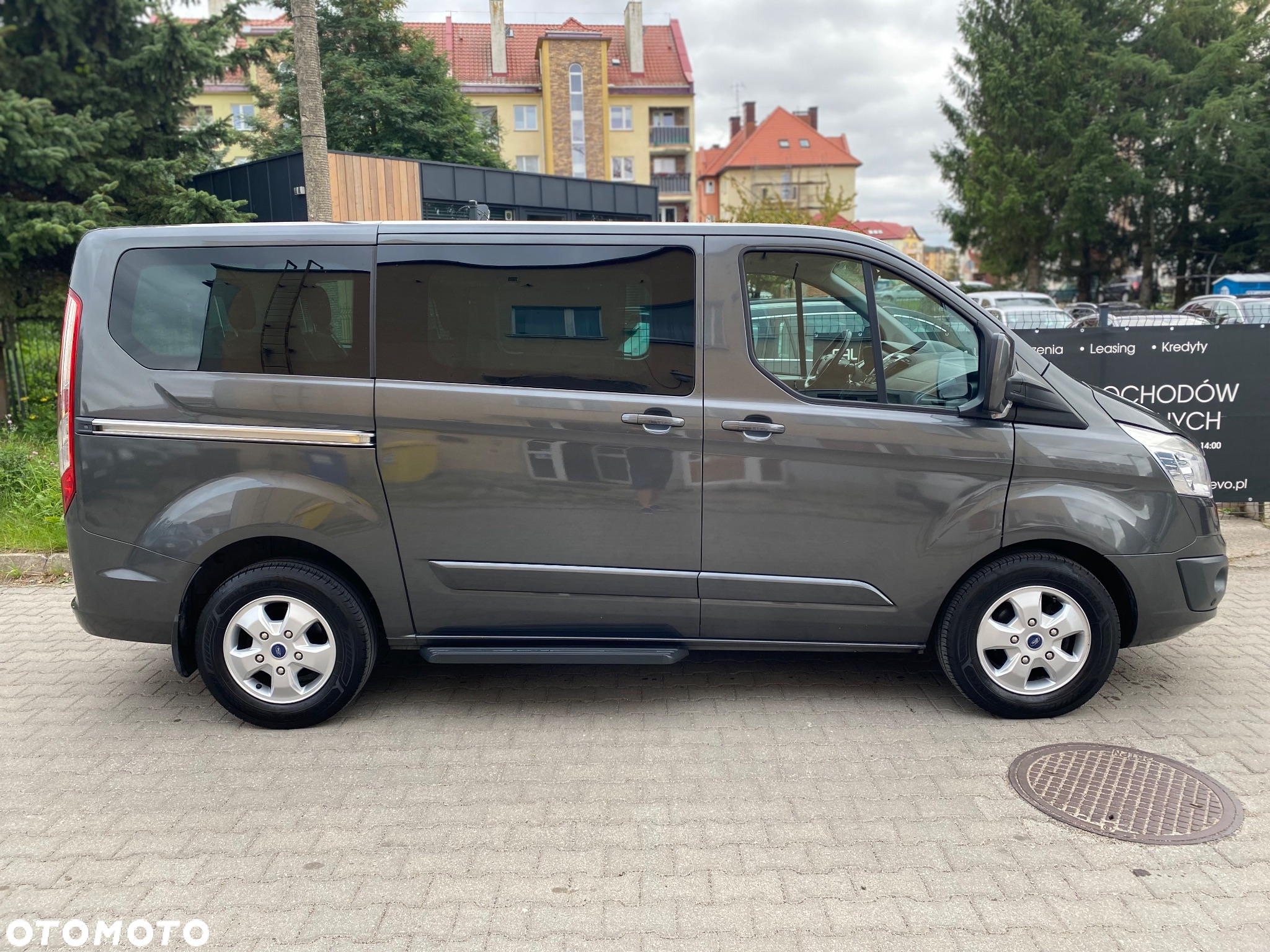 Ford Tourneo Custom 2.0 TDCi L1 Titanium - 3