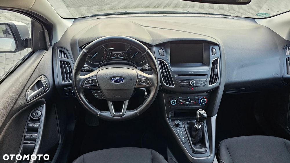 Ford Focus 1.5 EcoBlue STart-Stopp-System TITANIUM - 8