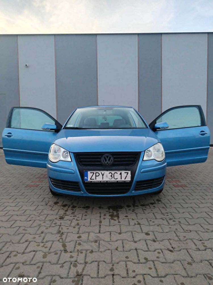 Volkswagen Polo - 1