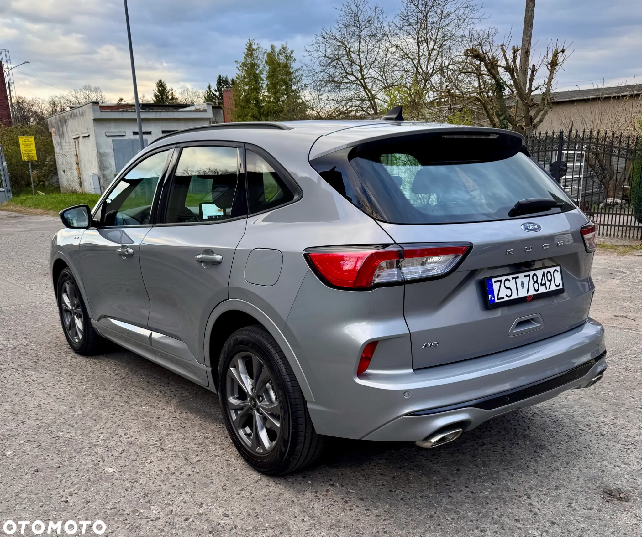 Ford Kuga 2.0 EcoBlue 4x4 ST-LINE - 9