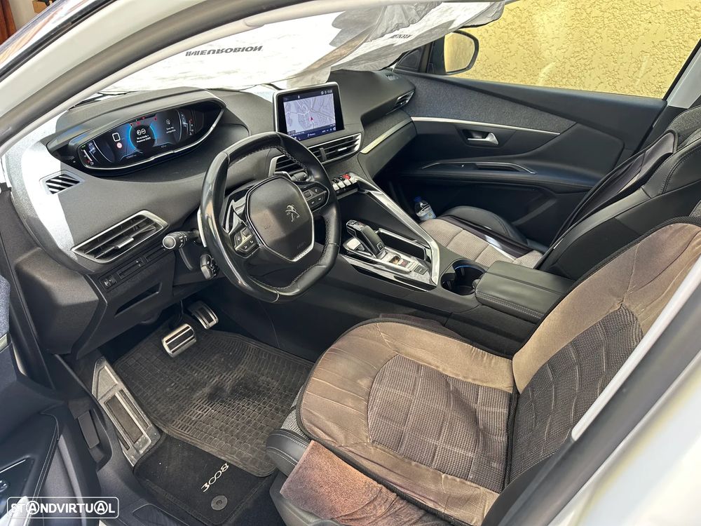 Peugeot 3008 1.2 PureTech Allure EAT6 - 8