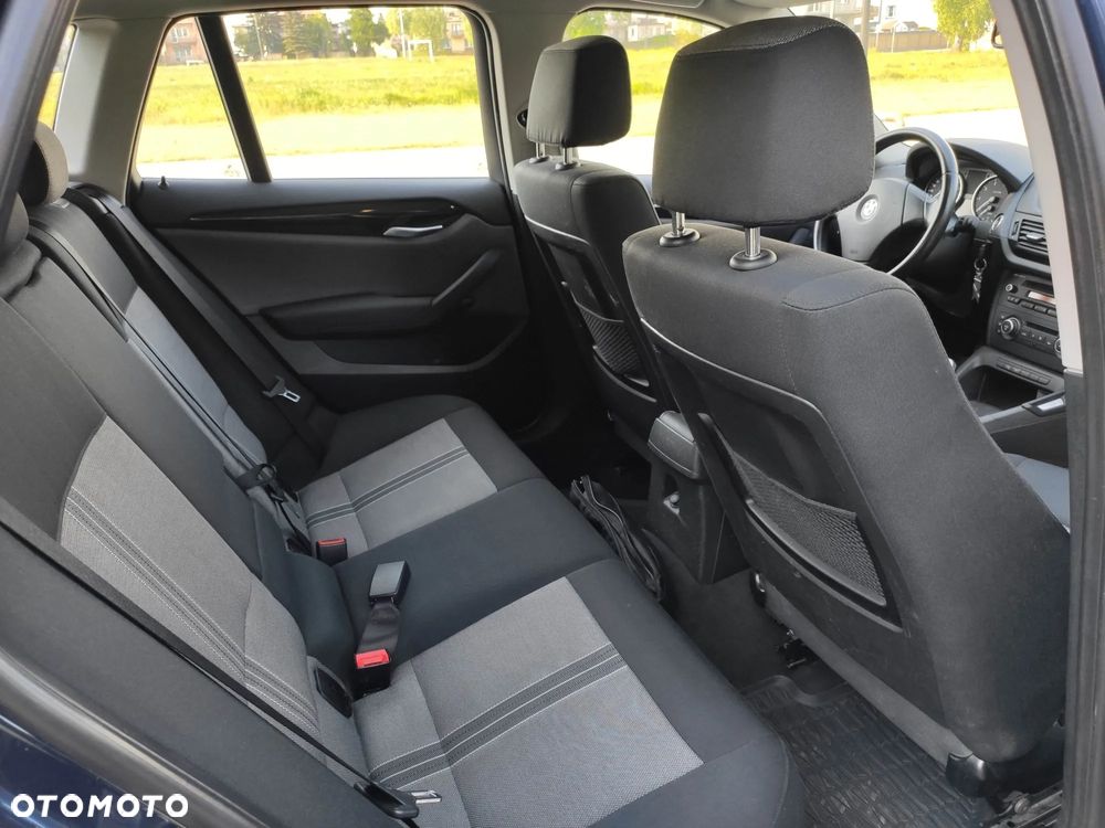 BMW X1 sDrive18i Sport Line - 8