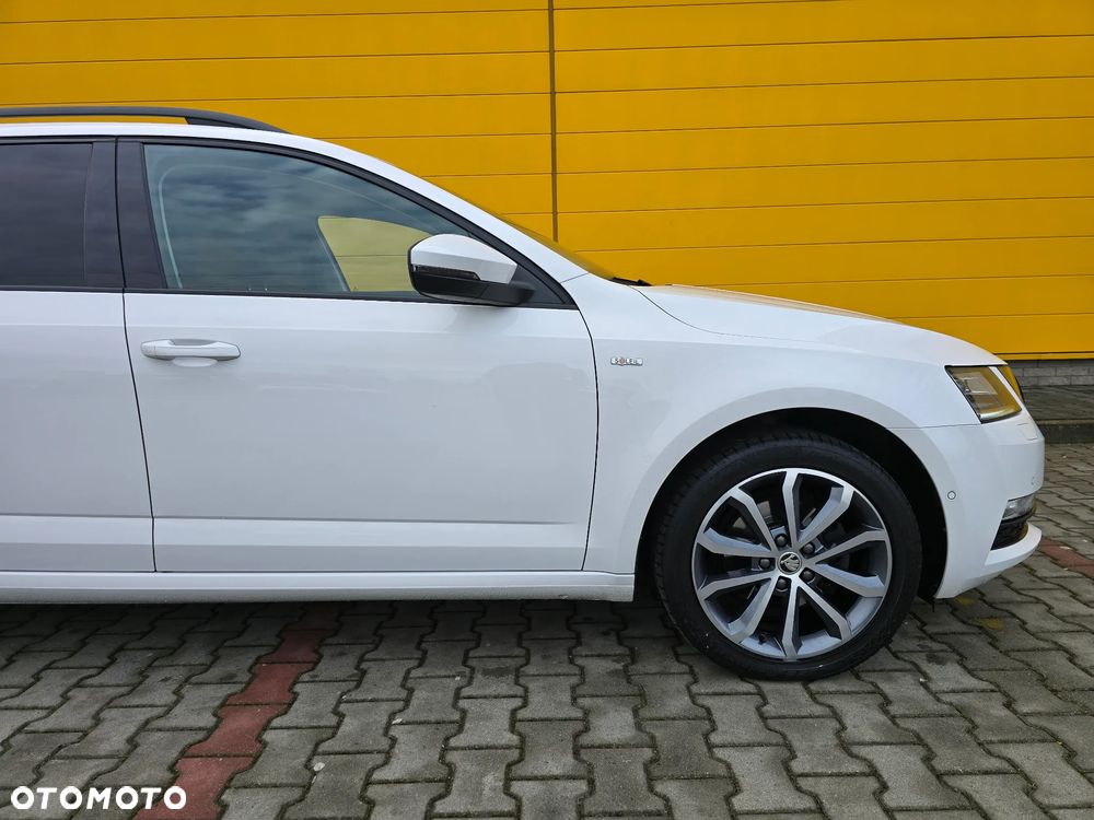 Skoda Octavia 2.0 TDI DSG Soleil - 23