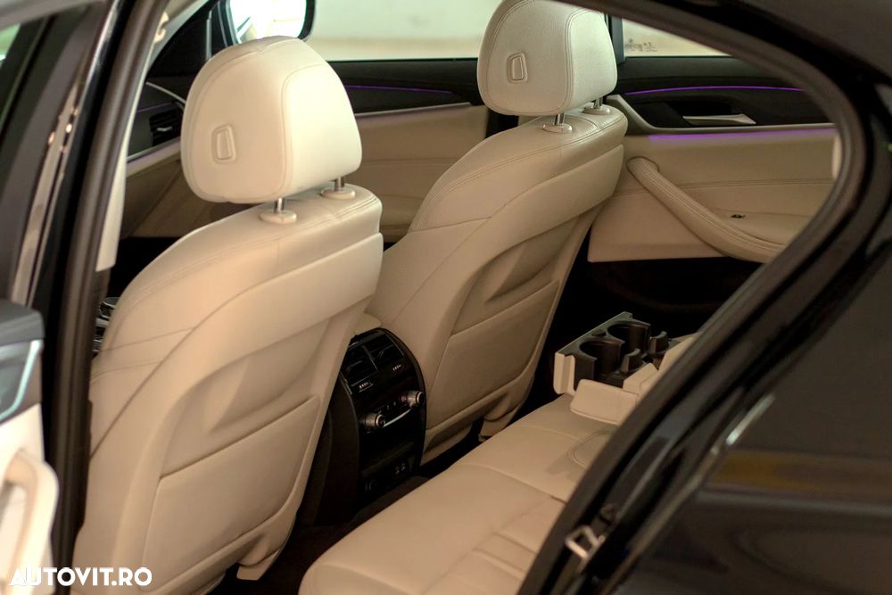 BMW Seria 5 530e Aut. Luxury Line - 8