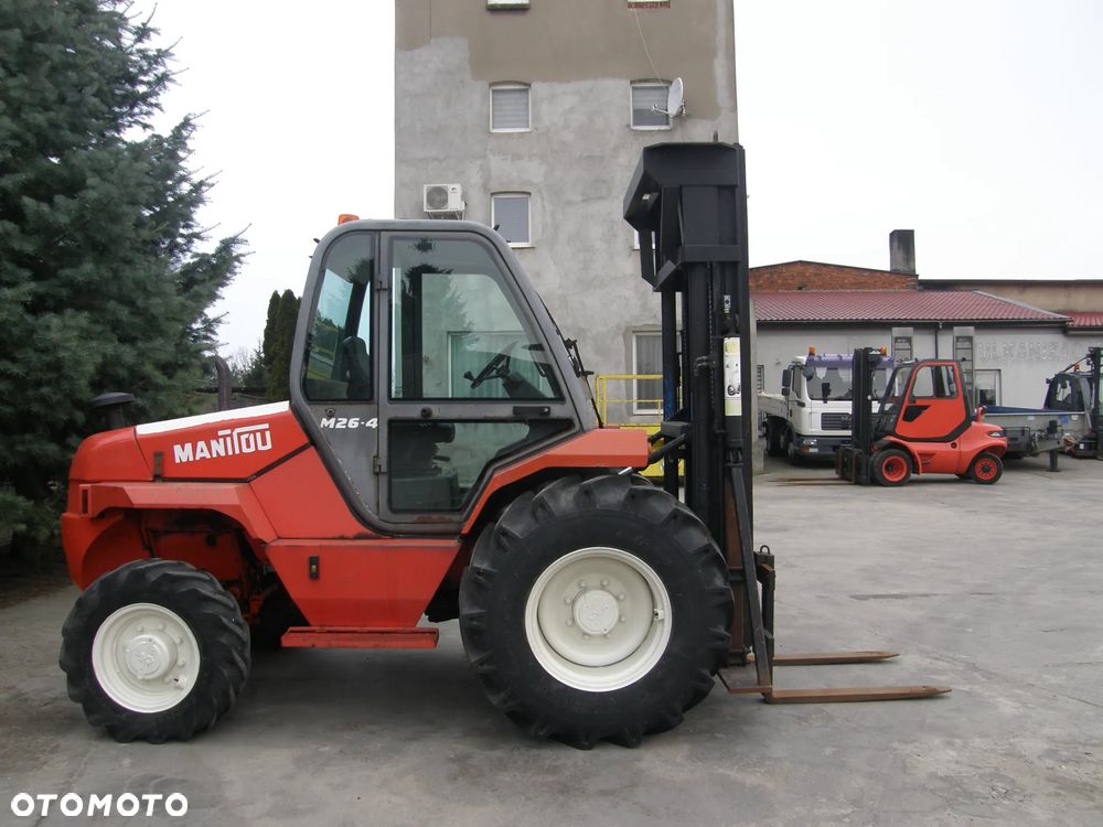 Manitou M26-4 4x4 2004 2100h maszt 10m kosz sprowadzony - 29