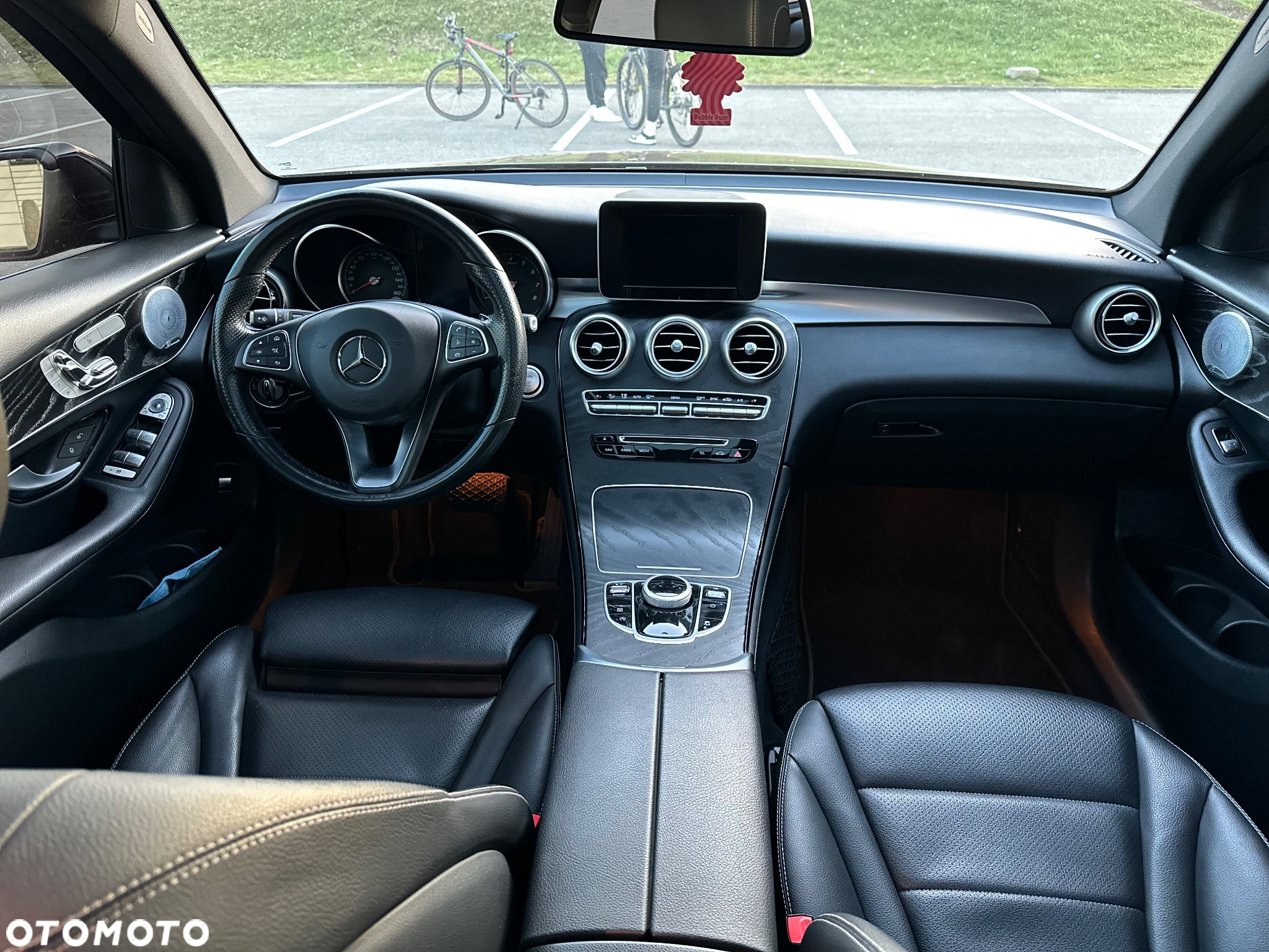 Mercedes-Benz GLC 300 4Matic 9G-TRONIC Exclusive - 12