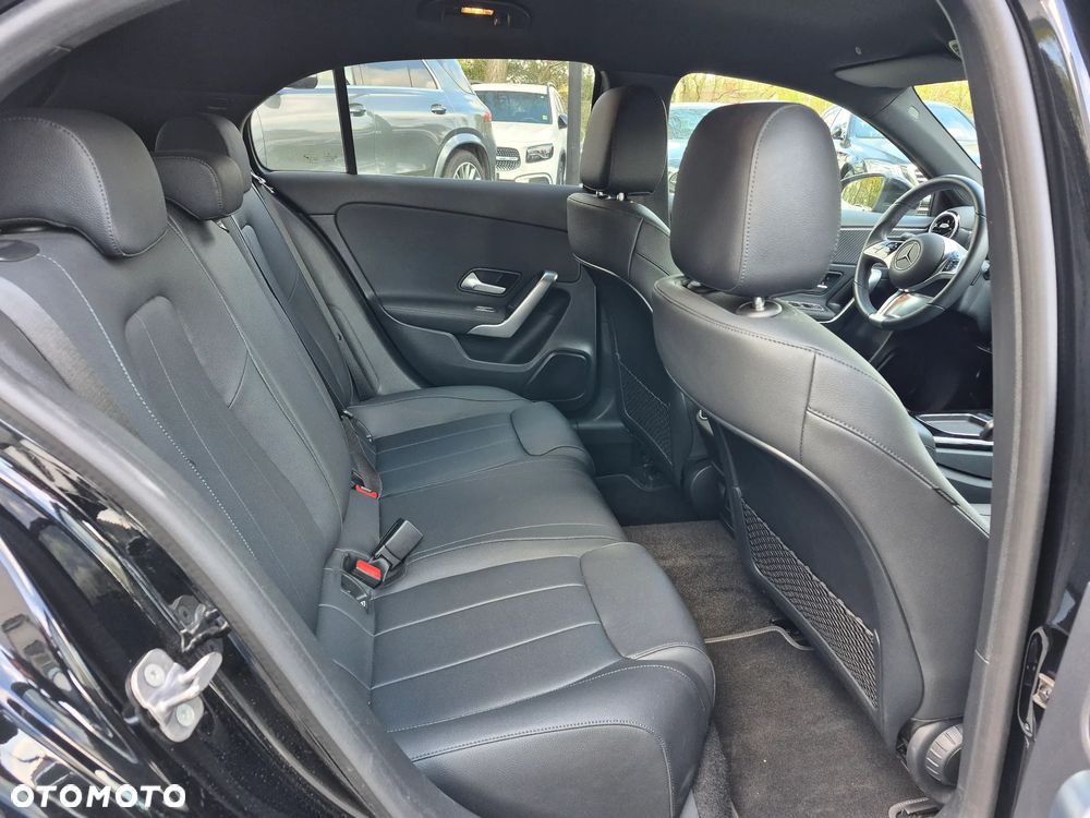Mercedes-Benz Klasa A 200 7G-DCT - 27