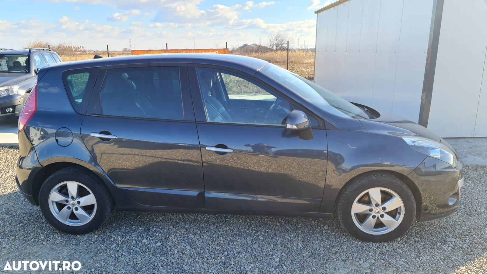 Renault Scenic 1.9dCi Privilege - 4