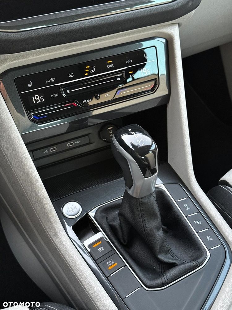 Volkswagen Tiguan 2.0 TDI Elegance DSG - 31