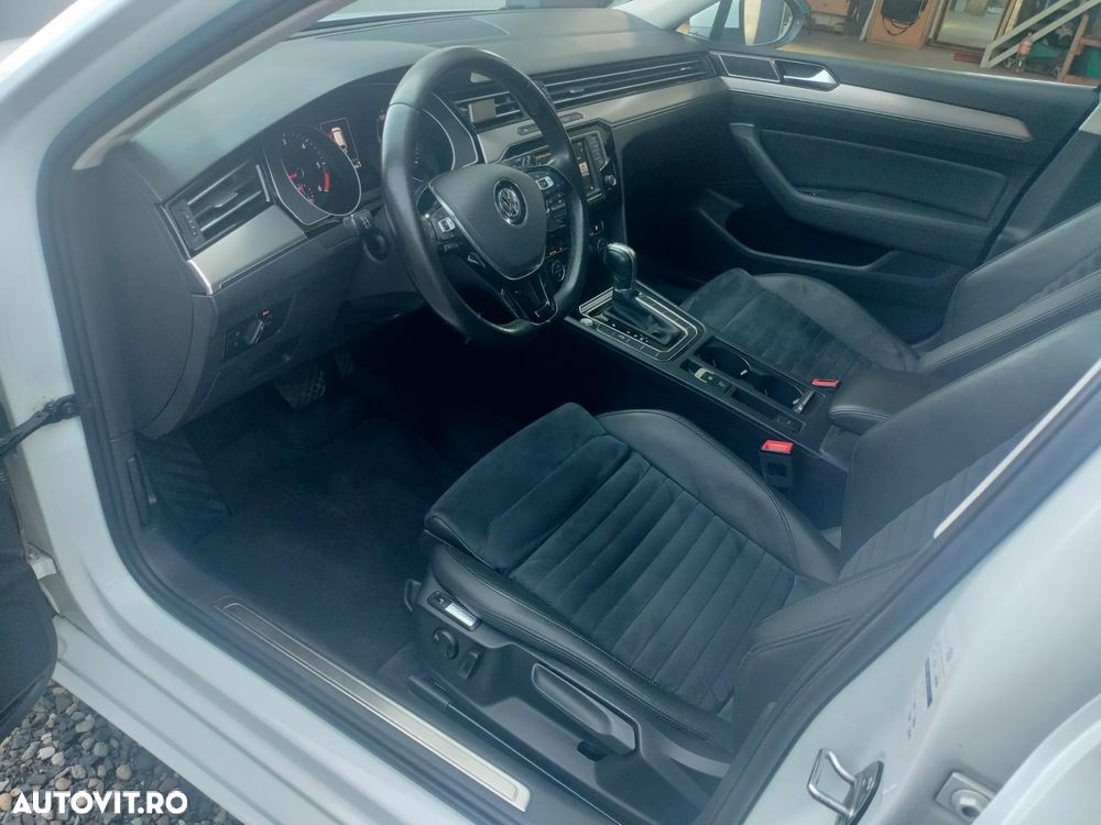 Volkswagen Passat 2.0 TDI DSG Highline - 21