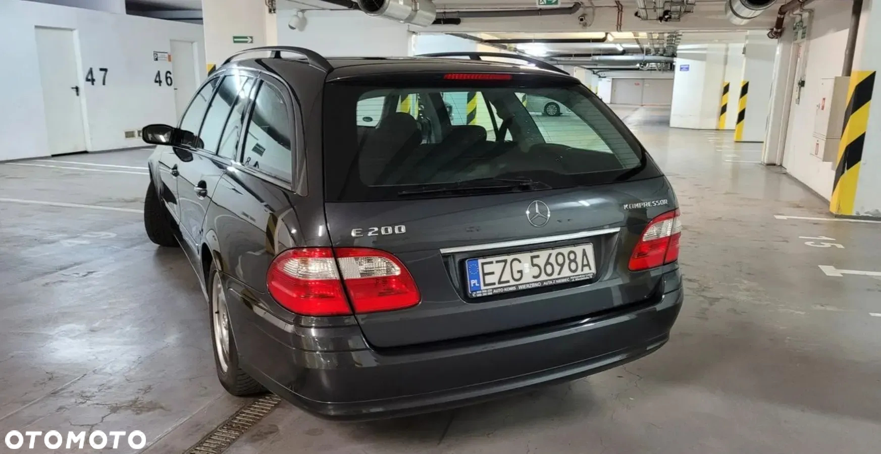Mercedes-Benz Klasa E 200 T Kompressor Automatik Classic - 34
