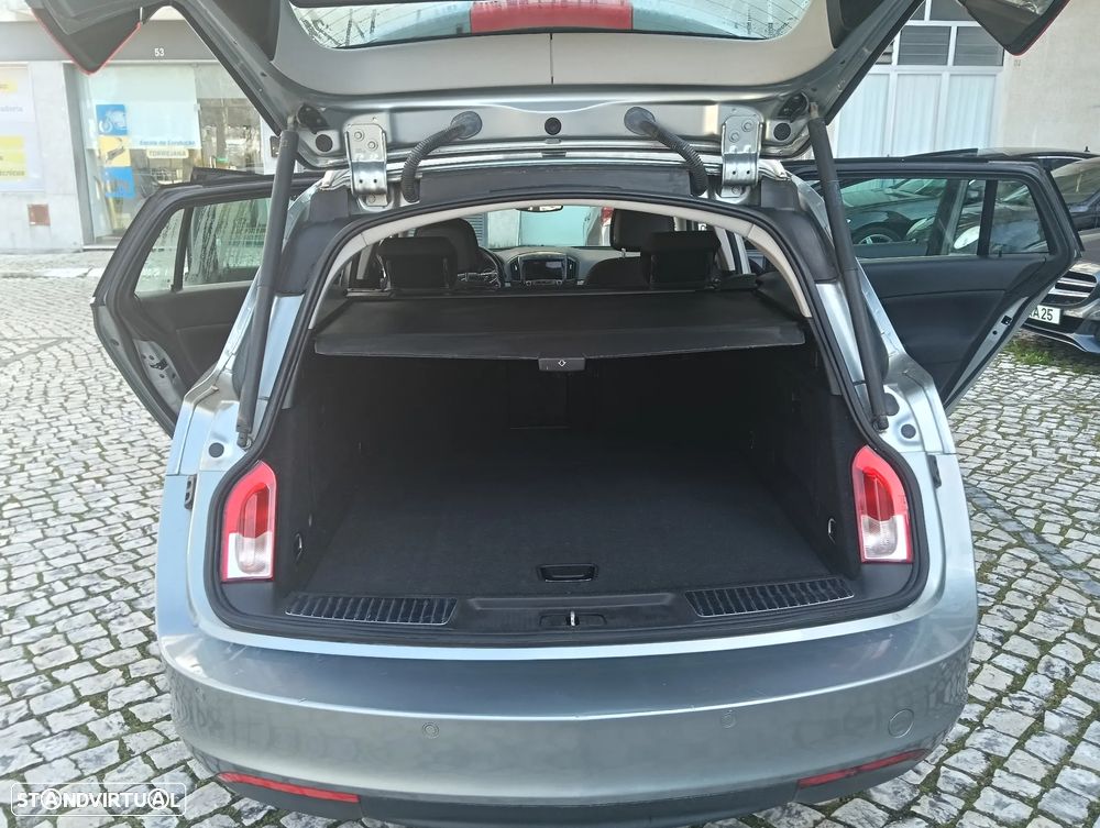 Opel Insignia Sports Tourer 2.0 CDTi Executive S/S - 14