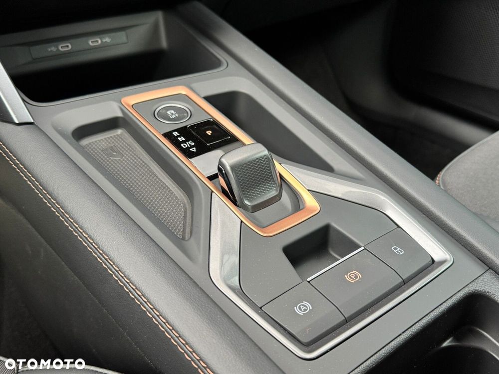Cupra Leon 1.5 eTSI mHEV DSG - 31