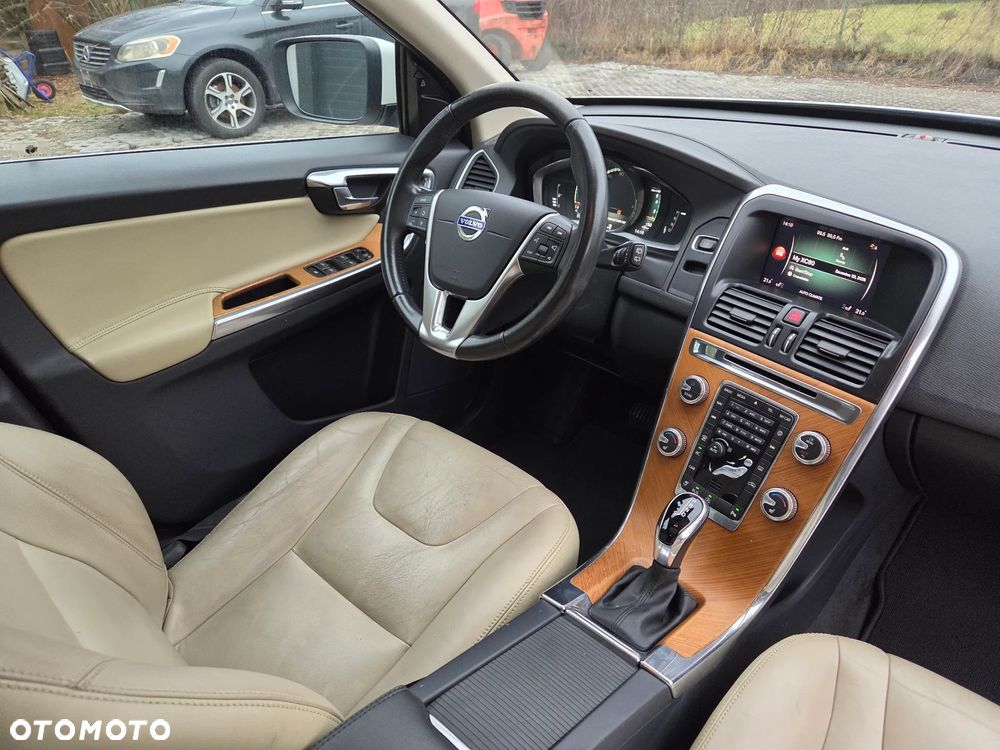 Volvo XC 60 - 12
