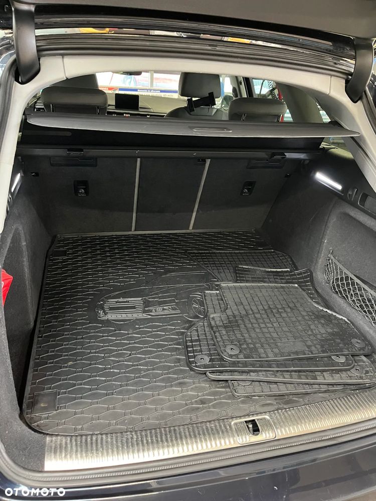 Audi A4 Avant 2.0 TDI - 21