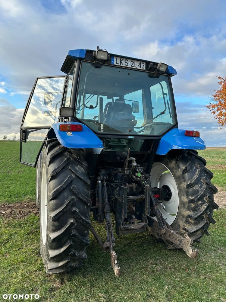 New Holland TS110 - 15
