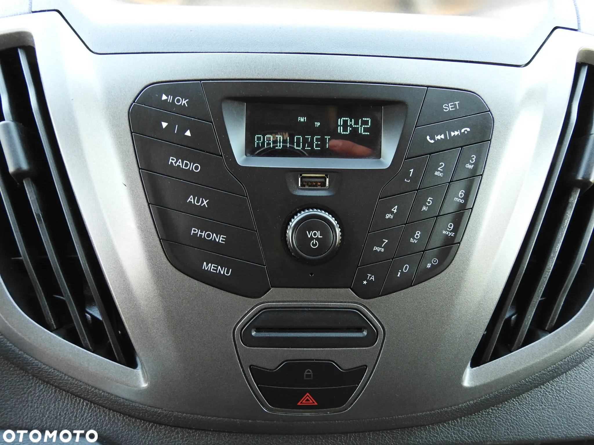 Ford TRANSIT  KONTENER WINDA 8 PALET BLIŹNIACZE KOŁA KLIMATYZACJA 130KM [ K55700 ] - 33