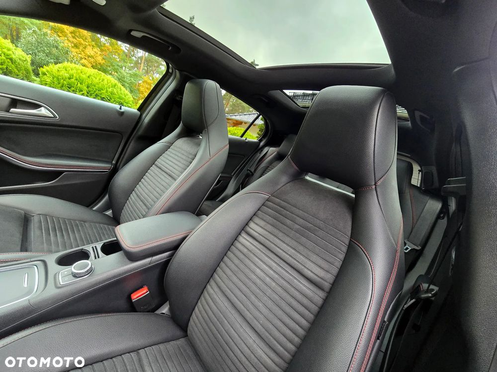 Mercedes-Benz GLA 220 4-Matic AMG Line - 7
