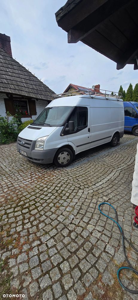 Ford Transit - 1