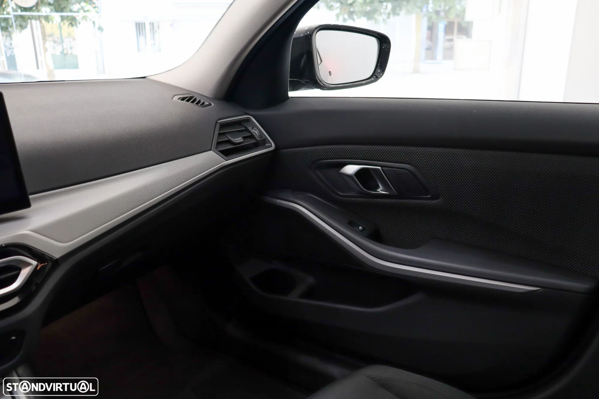BMW 320 e Touring Auto - 28